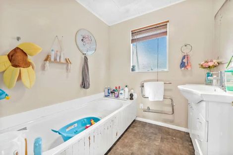 Photo of property in 53 Kindergarten Drive, Conifer Grove, Takanini, 2112