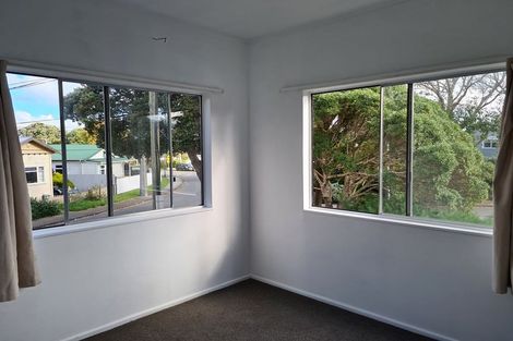 Photo of property in 71b Randwick Crescent, Moera, Lower Hutt, 5010