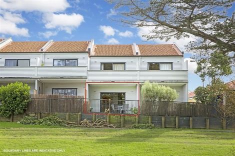 Photo of property in 42/21 Armoy Drive, East Tamaki, Auckland, 2016