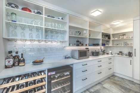 Photo of property in 19 Lindsay Road, Levin, 5510