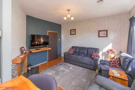 Photo of property in 332 Waterloo Road, Islington, Christchurch, 8042