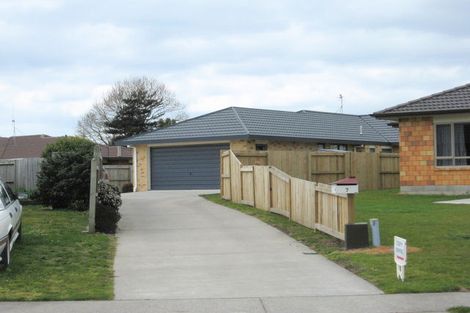 Photo of property in 7 Carlsberg Place, Papamoa Beach, Papamoa, 3118