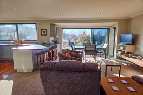 Photo of property in 35 Aorangi Crescent, Lake Tekapo, 7999