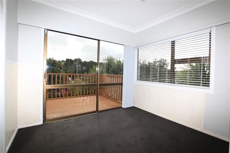 Photo of property in 1/658 Beach Road, Browns Bay, Auckland, 0630