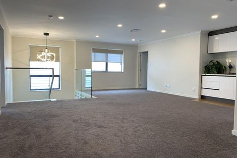 Photo of property in 92 Ksenia Drive, Flat Bush, Auckland, 2019