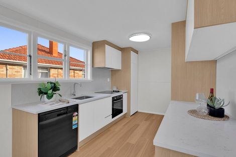 Photo of property in 19 Portal Crescent, Beerescourt, Hamilton, 3200