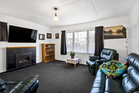 Photo of property in 60 Egmont Street, Hawera, 4610