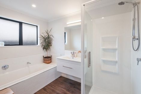 Photo of property in 24 John Raven Lane, Woodend, 7610