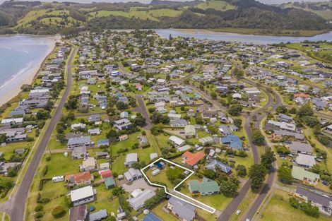 Photo of property in 11 Charles Green Drive, Cooks Beach, Whitianga, 3591