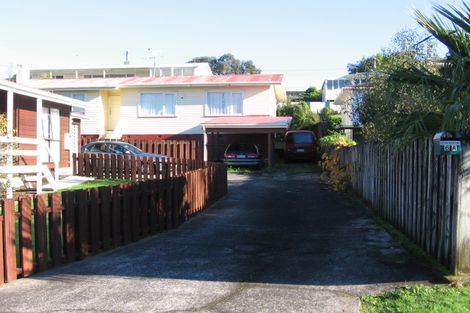 Photo of property in 6 Braebank Lane, Te Atatu South, Auckland, 0610