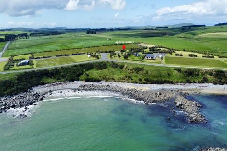 Photo of property in 27 Tamatea Street, Pahia, Riverton, 9881