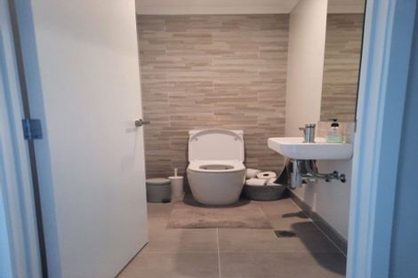 Photo of property in 46 Hobsonville Point Road, Hobsonville, Auckland, 0616