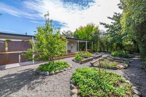 Photo of property in 65 Brandon Street, Featherston, 5710