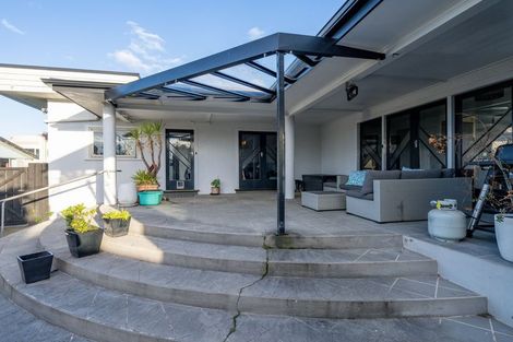 Photo of property in 490 Tay Street, Hawthorndale, Invercargill, 9810