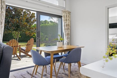 Photo of property in 268 Thornton Road, Cambridge, 3496