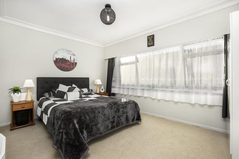 Photo of property in 5 Freshney Place, Hillpark, Auckland, 2102