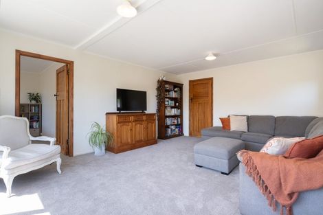 Photo of property in 10 Arawhata Street, Ranui, Porirua, 5024