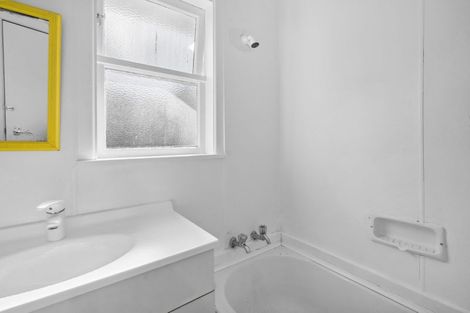 Photo of property in 12 Olivia Crescent, Tawa, Wellington, 5028