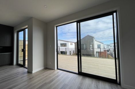 Photo of property in 12 Kea Road, Silverdale, 0932