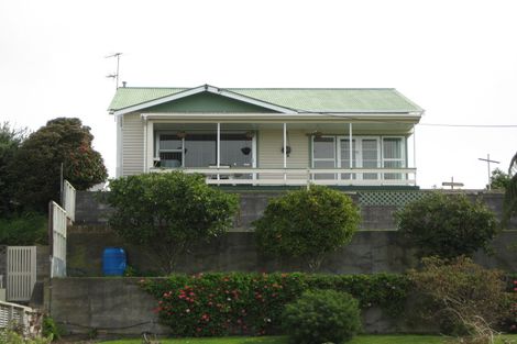 Photo of property in 65 Grey Street, Waitara, 4320