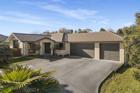 Photo of property in 18 Rosella Drive, Welcome Bay, Tauranga, 3112