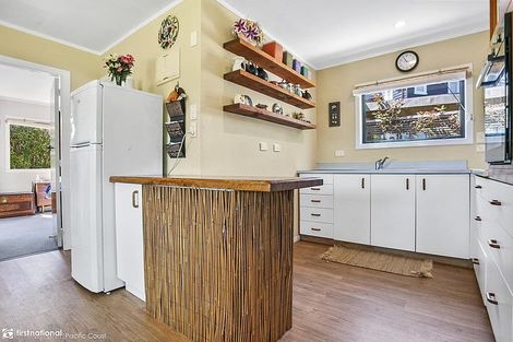 Photo of property in 17 Palm Grove, Waihi Beach, 3611