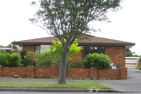 Photo of property in 120b Avondale Road, Avondale, Christchurch, 8061