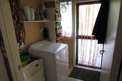 Photo of property in 1/36 Pukeroa Place, Papakura, 2110