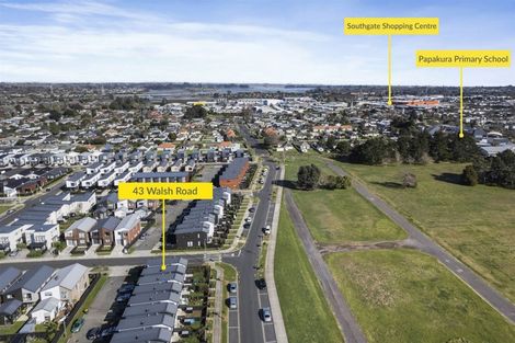 Photo of property in 43 Walsh Road, Papakura, 2110