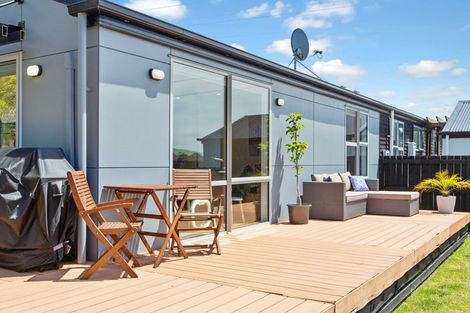 Photo of property in 145 Navigation Drive, Whitby, Porirua, 5024