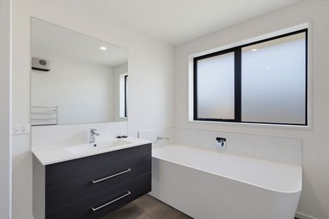 Photo of property in 13 Quinn Crescent, Woodend, 7610