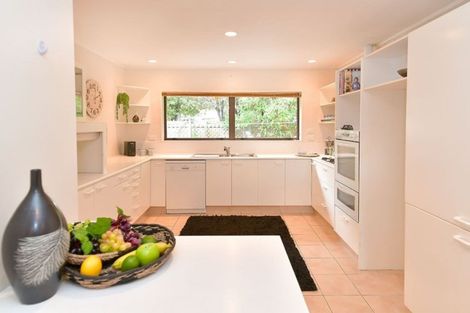 Photo of property in 42 The Circle, Manly, Whangaparaoa, 0930