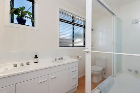 Photo of property in 43 Herbert Road, Queenwood, Hamilton, 3210