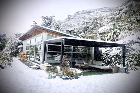 Photo of property in 2 Arthurs Track, Arthurs Point, Queenstown, 9371