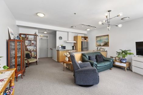 Photo of property in 4/7 Hanson Street, Mount Cook, Wellington, 6021