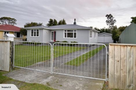 Photo of property in 20 Woodward Street East, Featherston, 5710