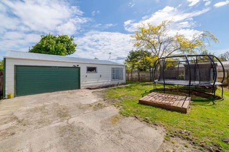 Photo of property in 5 Baillie Crescent, Carterton, 5713