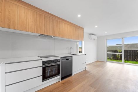 Photo of property in 361 Glengarry Road, Glen Eden, Auckland, 0602