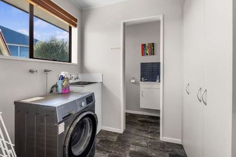 Photo of property in 21 James Cook Drive, Welcome Bay, Tauranga, 3112