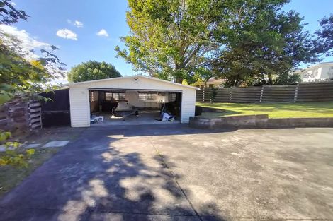 Photo of property in 78 Archmillen Avenue, Pakuranga Heights, Auckland, 2010