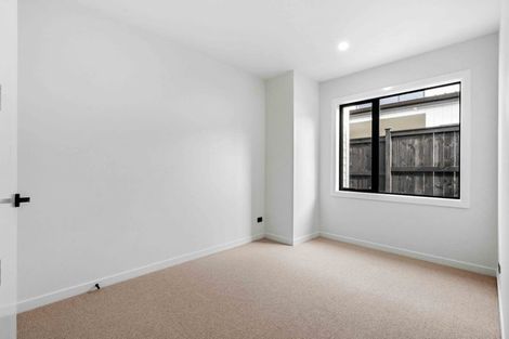 Photo of property in 29 Cara Avenue, Kumeu, 0810