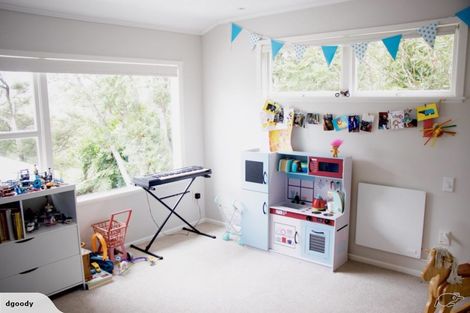 Photo of property in 58 Fowler Street, Northcote, Auckland, 0627