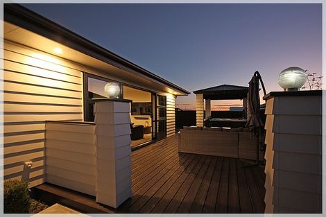 Photo of property in 18 Forbes Road, Foxton Beach, Foxton, 4815