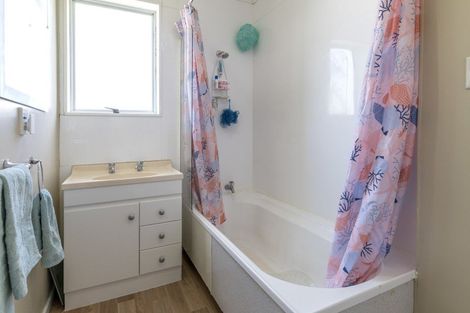 Photo of property in 63 Hinemoa Street, Levin, 5510