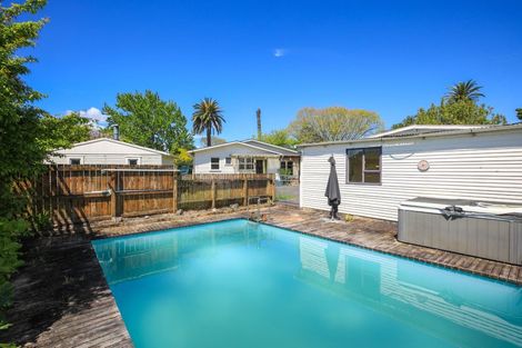 Photo of property in 5 Te Aroha Road, Paeroa, 3600