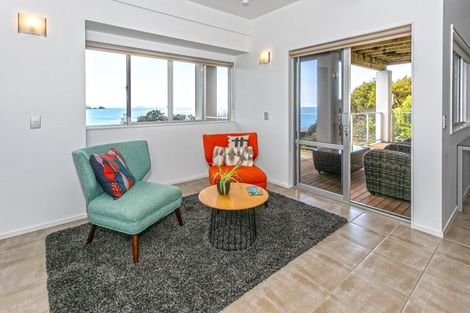 Photo of property in 2 Fantail Terrace, Tairua, 3508