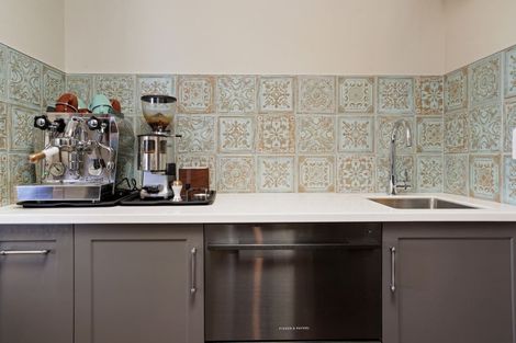 Photo of property in 8 Caro Lane, Cracroft, Christchurch, 8022