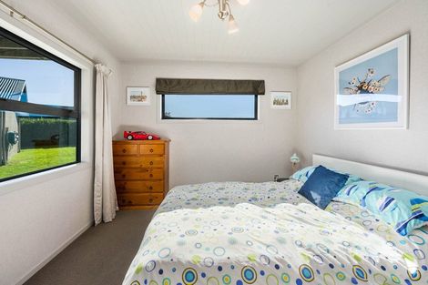 Photo of property in 136 Lisland Drive, Kinloch, Taupo, 3377
