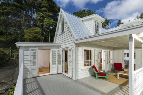 Photo of property in 354 Wairere Road, Waitakere, Henderson, 0782