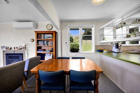 Photo of property in 15 Norfolk Street, Patea, 4520